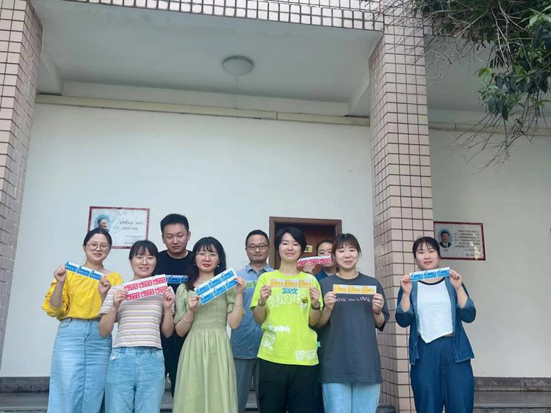 弘旭團總支開展全國節(jié)能周宣傳活動(圖1) 弘旭團總支開展全國節(jié)能周宣傳活動(圖1)