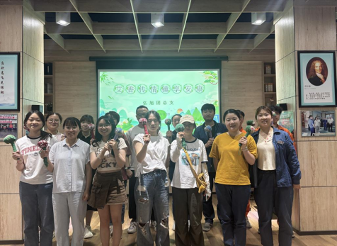 弘旭團(tuán)總支開展“艾香傳情，錘享安康”主題活動